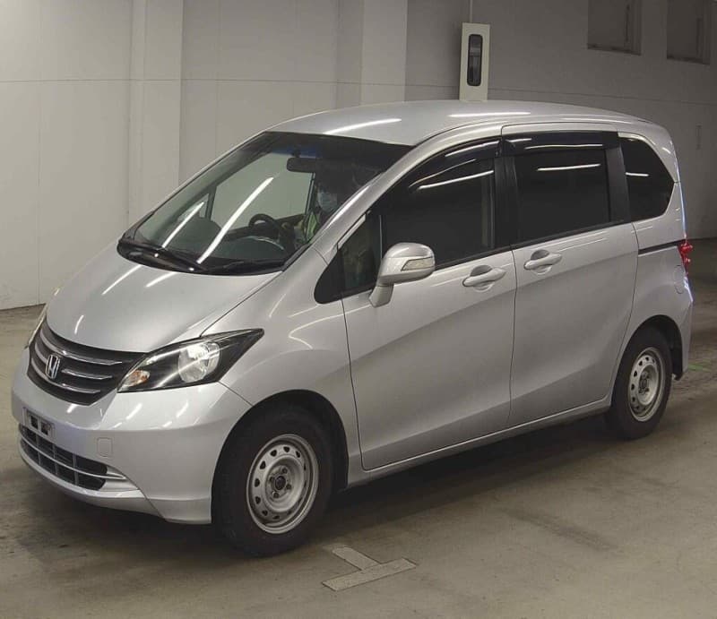 HONDA FREED 2011 5 thumbnail 2