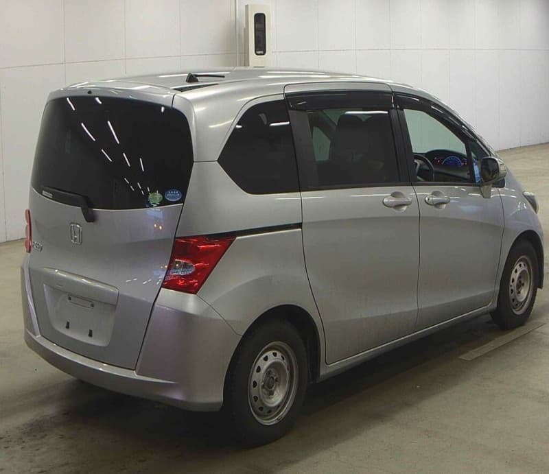HONDA FREED 2011 5 thumbnail 3