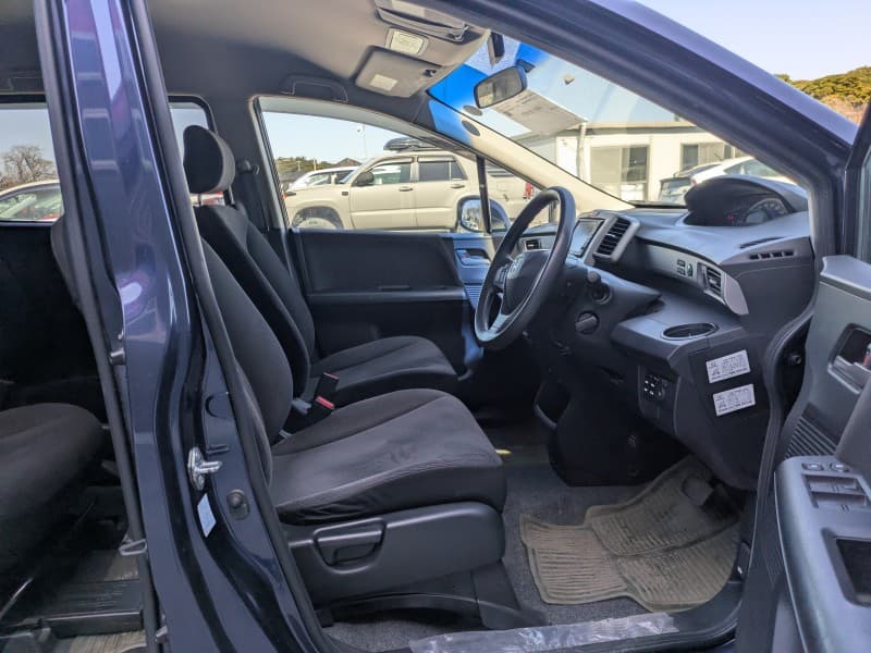 HONDA FREED 2011 7 thumbnail 9