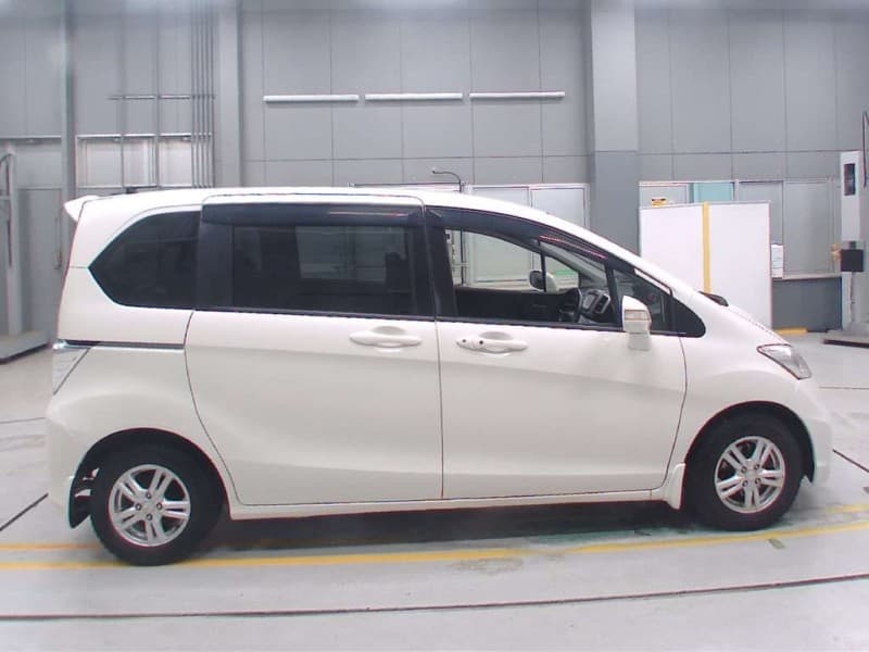 HONDA FREED 2012 3 thumbnail 5