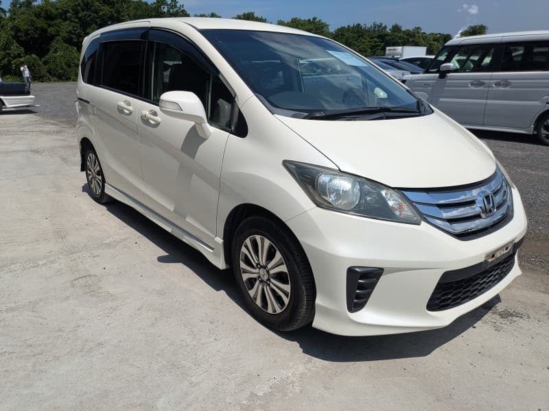 HONDA FREED 2012 4 thumbnail 2