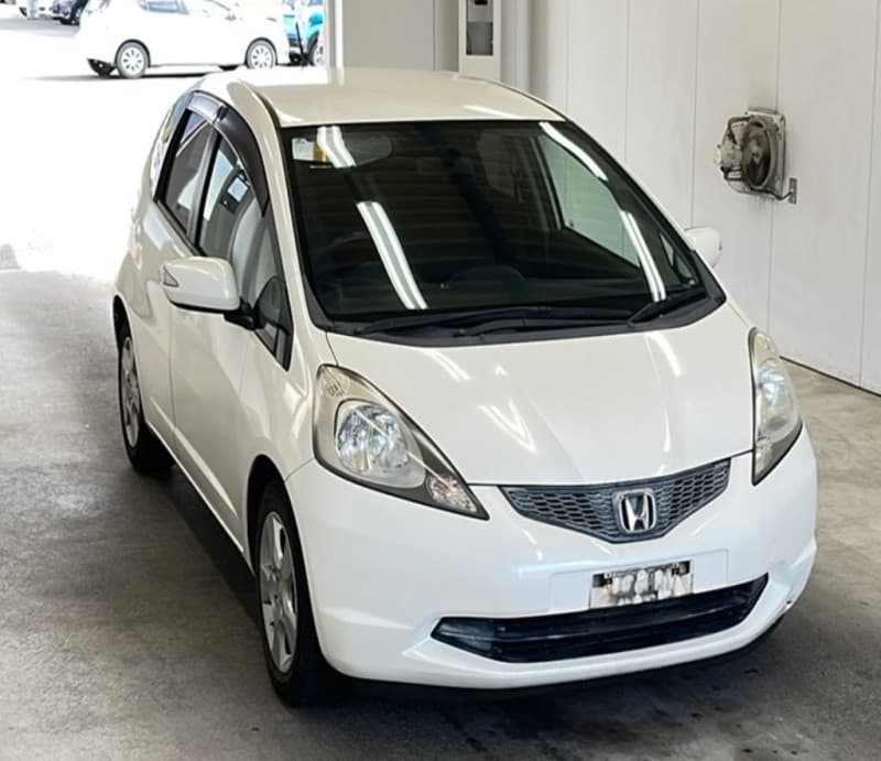HONDA FIT 2010 7 thumbnail 2