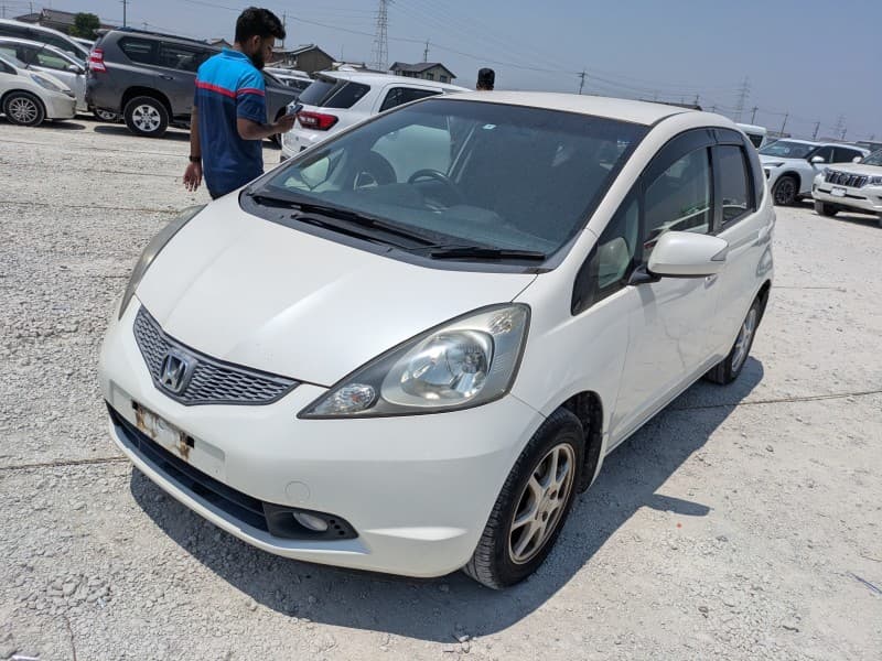 HONDA FIT 2010 7 thumbnail 3