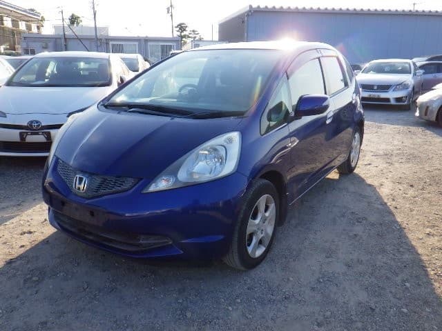 HONDA FIT 2010 8 thumbnail 2