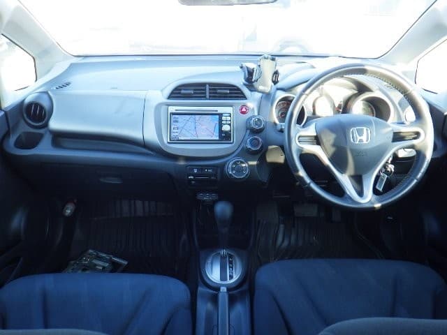HONDA FIT 2010 8 thumbnail 6