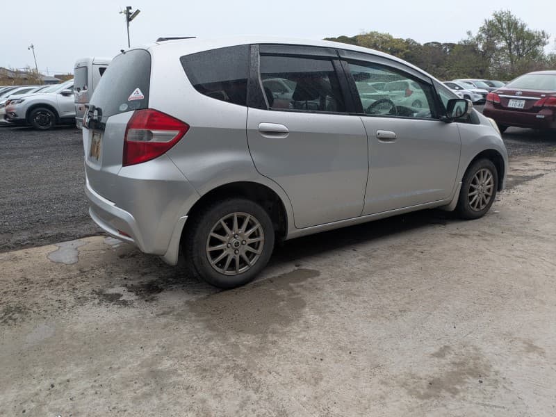 HONDA FIT 2011 1 thumbnail 7