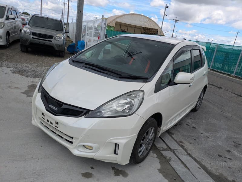 HONDA FIT 2011 3 thumbnail 3