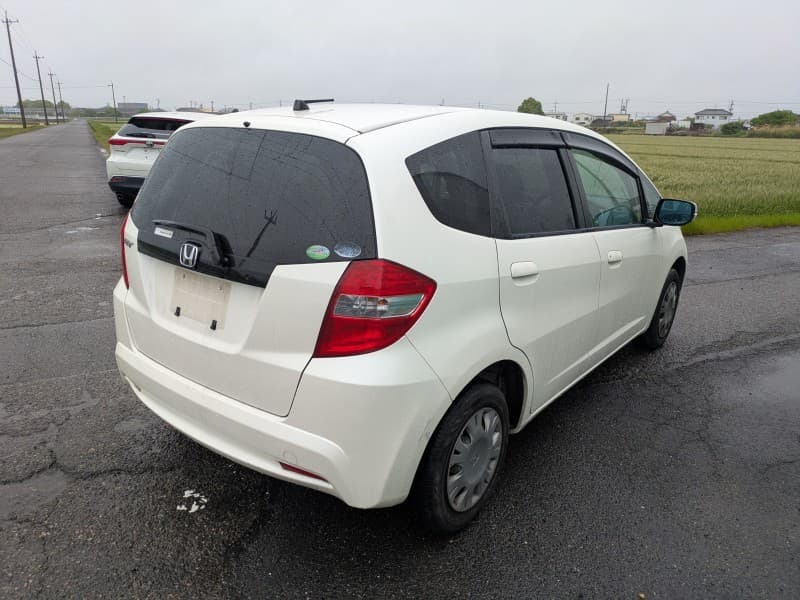 HONDA FIT 2011 9 thumbnail 4