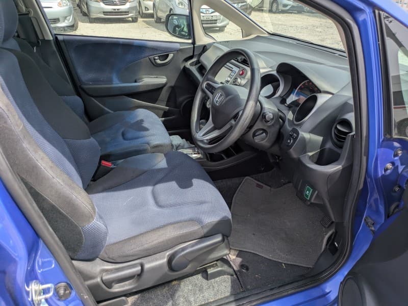HONDA FIT 2012 3 thumbnail 10