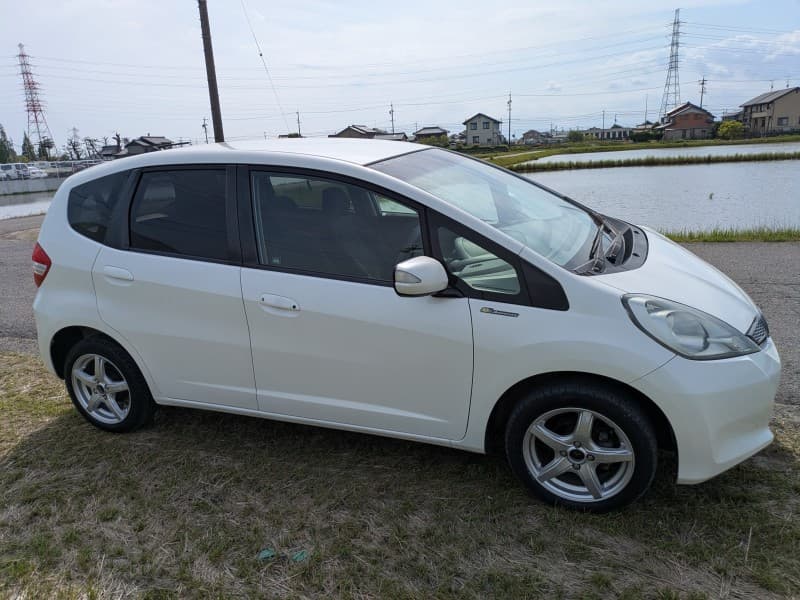 HONDA FIT 2011 12 thumbnail 7