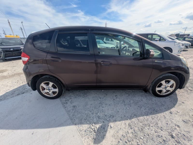 HONDA FIT 2011 12 thumbnail 7