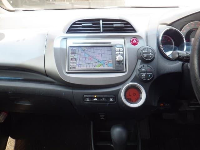 HONDA FIT 2013 7 thumbnail 11