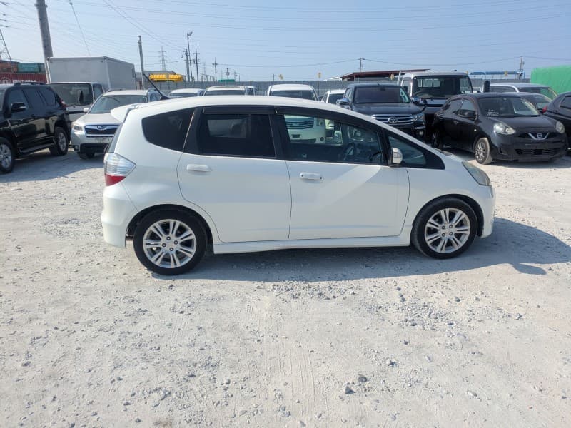HONDA FIT 2009 12 thumbnail 11