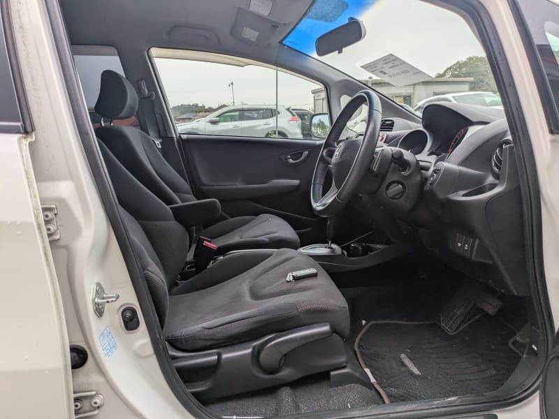 HONDA FIT 2010 5 thumbnail 9