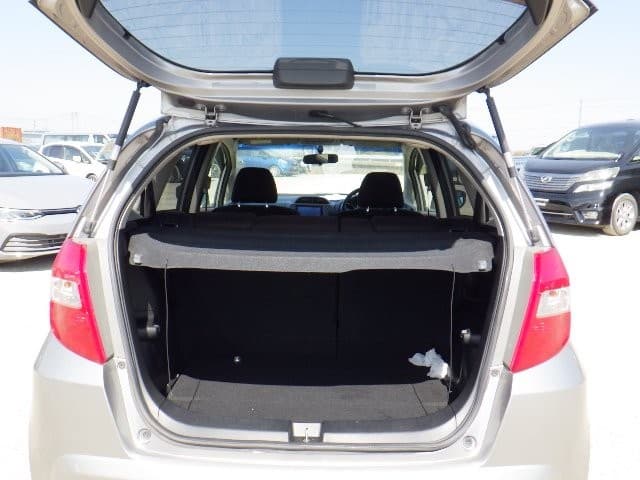 HONDA FIT 2011 3 thumbnail 12