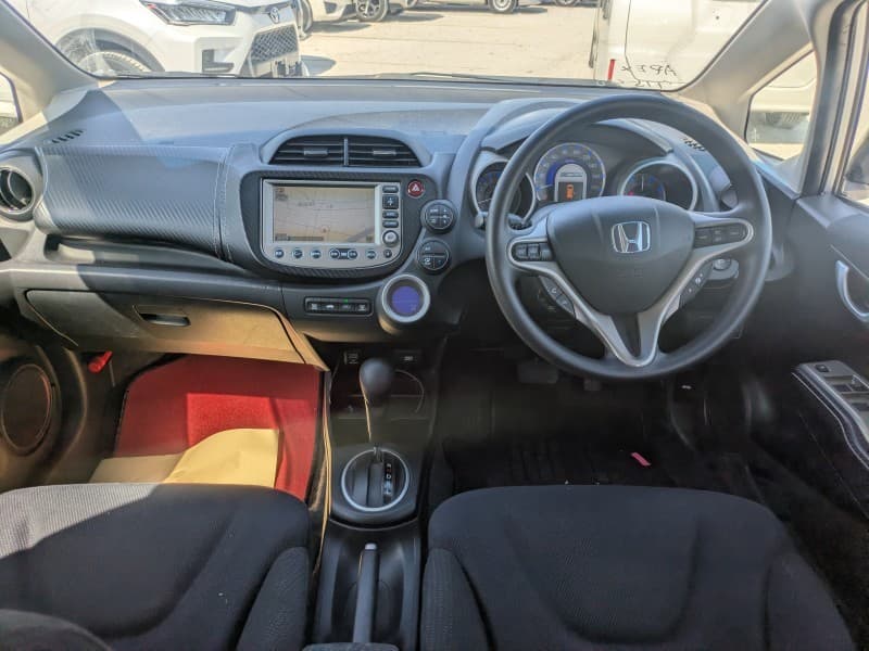 HONDA FIT 2011 2 thumbnail 12