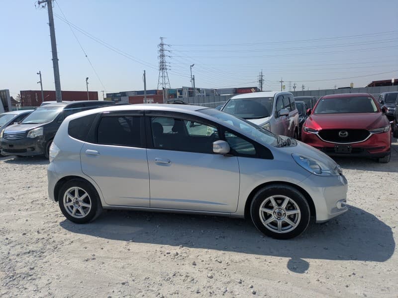 HONDA FIT 2011 2 thumbnail 7