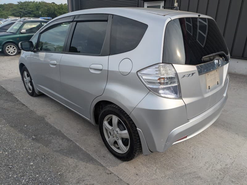 HONDA FIT 2011 4 thumbnail 3