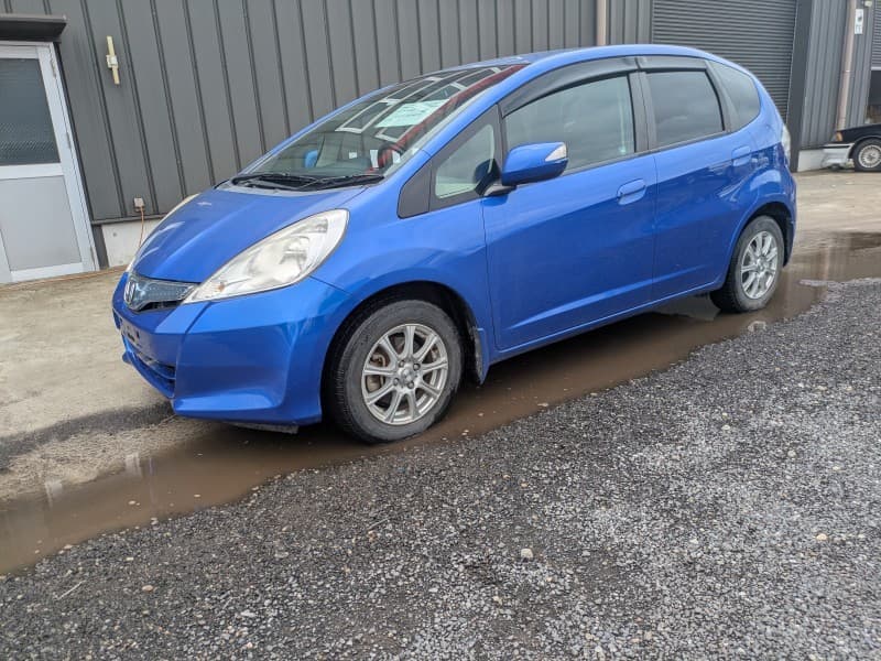 HONDA FIT 2011 8 thumbnail 2