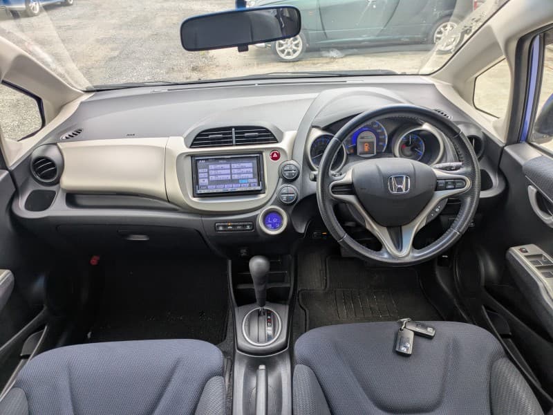 HONDA FIT 2011 12 thumbnail 17