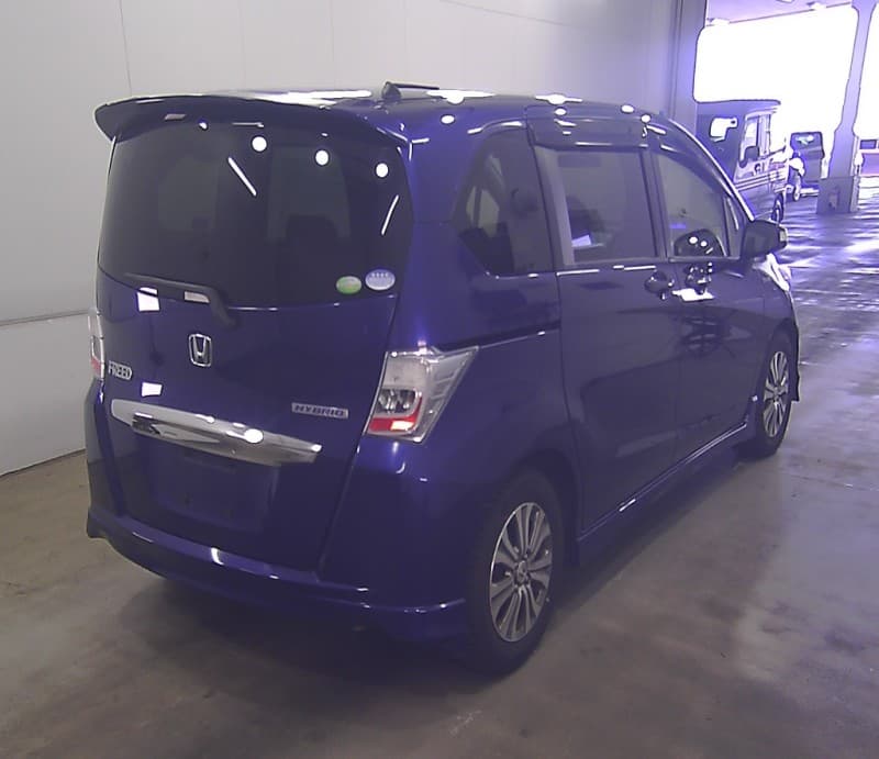 HONDA FREED 2012 2 thumbnail 4