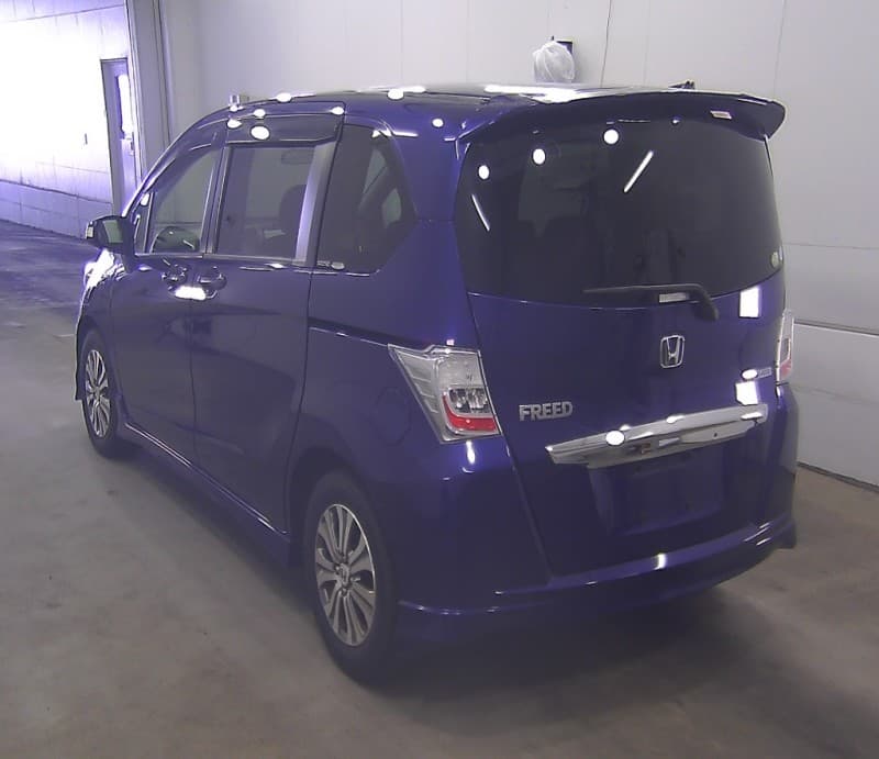 HONDA FREED 2012 2 thumbnail 5