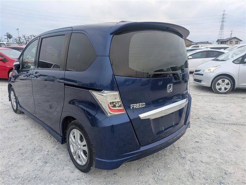 HONDA FREED 2012 6 thumbnail 6