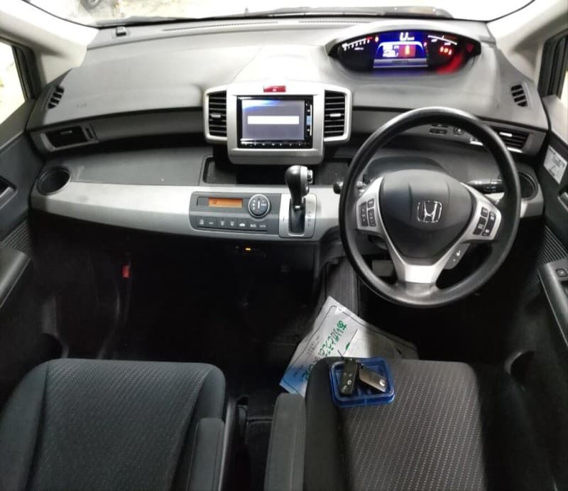 HONDA FREED 2013 12 thumbnail 5