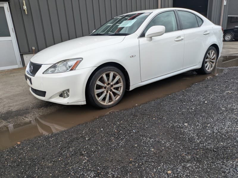 LEXUS IS 2006 3 thumbnail 2