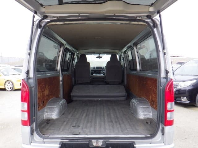 TOYOTA HIACE 2005 9 thumbnail 12