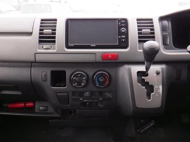TOYOTA HIACE 2005 9 thumbnail 14