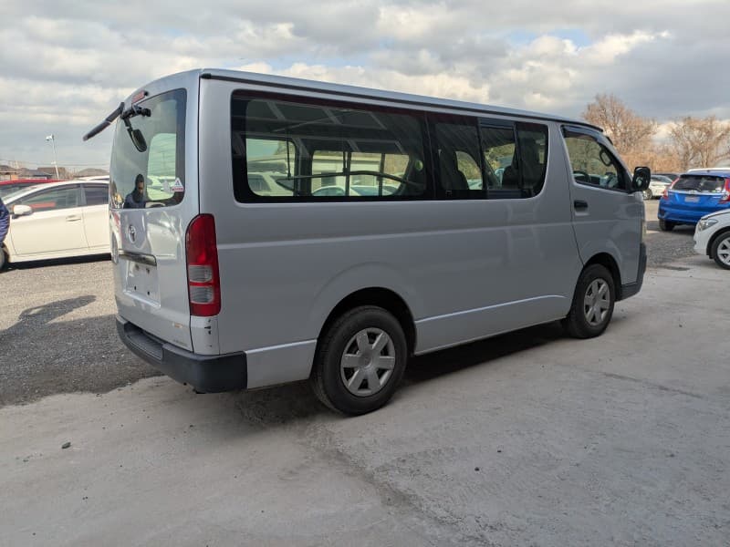 TOYOTA HIACE 2006 1 thumbnail 7
