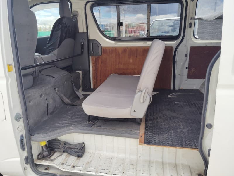 TOYOTA HIACE 2006 2 thumbnail 9