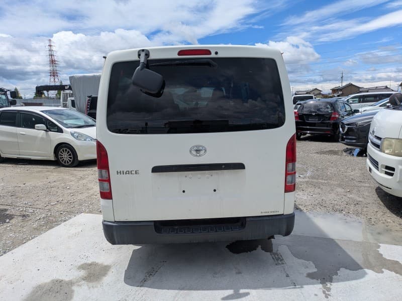TOYOTA HIACE 2006 3 thumbnail 5