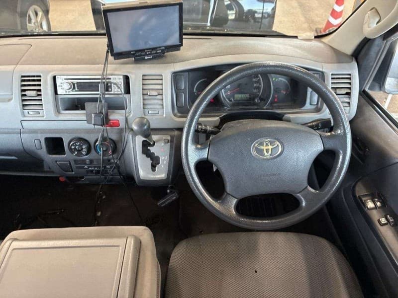 TOYOTA HIACE 2007 11 thumbnail 6