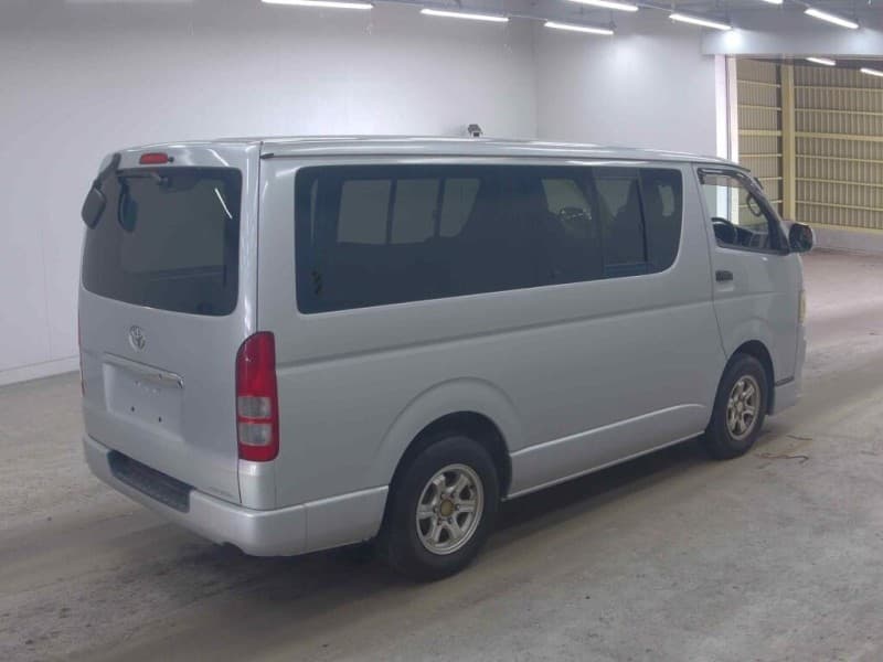 TOYOTA REGIUSACE 2007 11 thumbnail 3