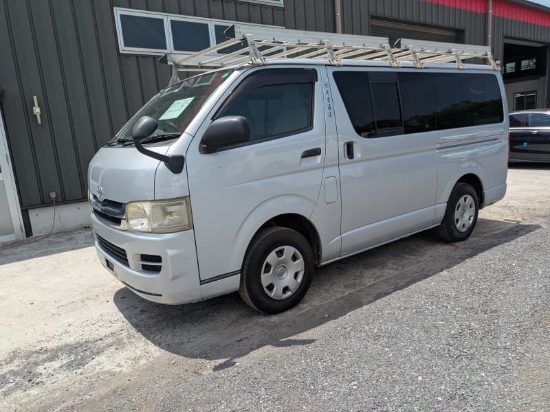TOYOTA HIACE 2008 3 thumbnail 2