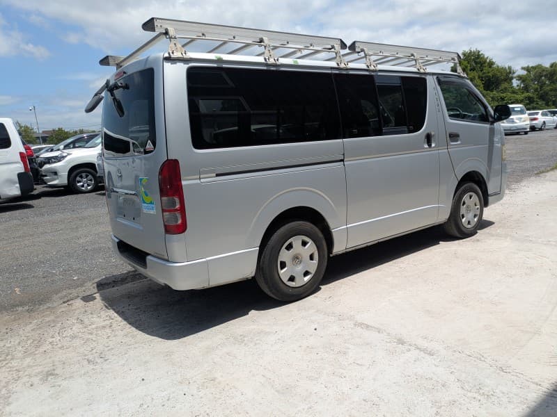 TOYOTA HIACE 2008 3 thumbnail 4