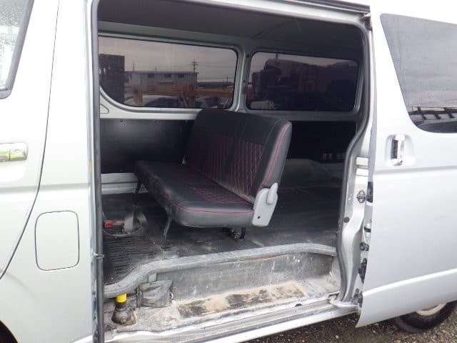 TOYOTA HIACE 2009 7 thumbnail 2