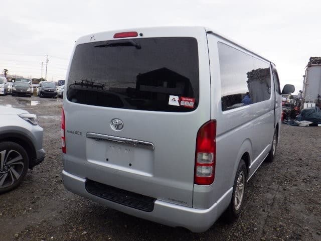 TOYOTA HIACE 2009 7 thumbnail 11