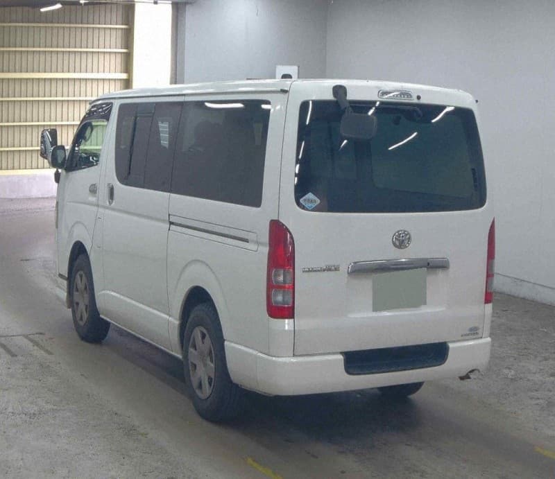 TOYOTA REGIUSACE 2009 10 thumbnail 4