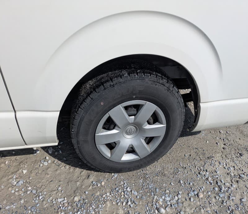 TOYOTA HIACE 2015 3 thumbnail 2