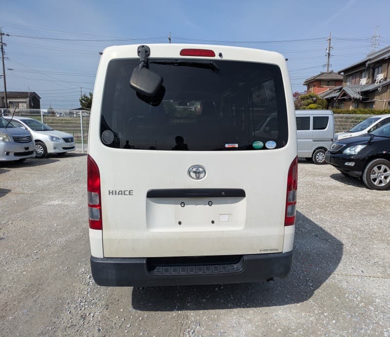 TOYOTA HIACE 2015 3 thumbnail 13
