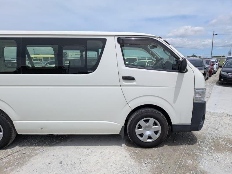 TOYOTA HIACE 2015 8 thumbnail 8