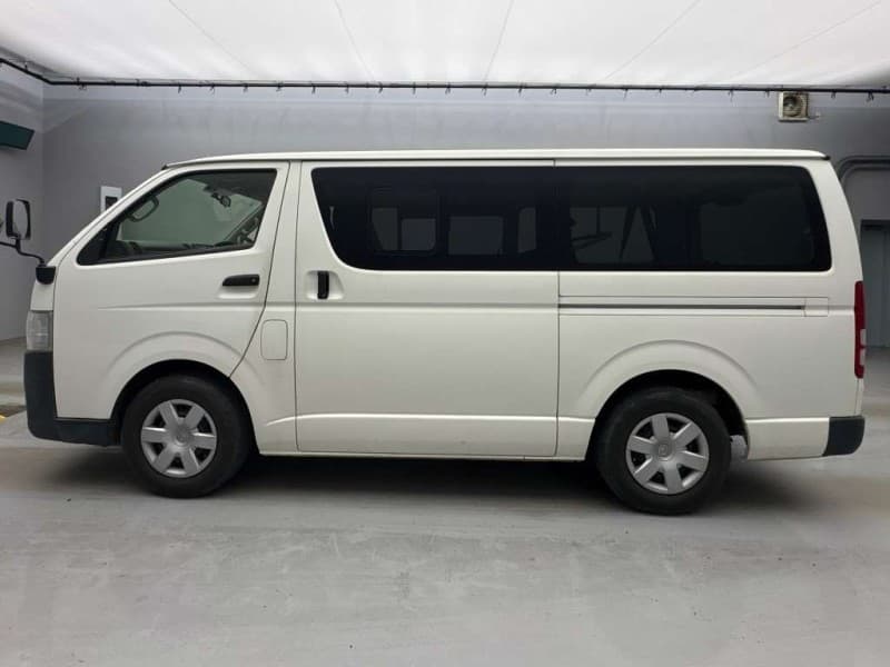 TOYOTA REGIUSACE 2015 12 thumbnail 6