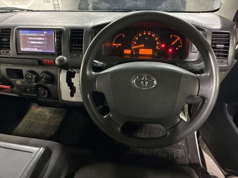 TOYOTA REGIUSACE 2015 12 thumbnail 8