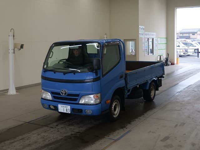 TOYOTA DYNA 2011 10 thumbnail 2