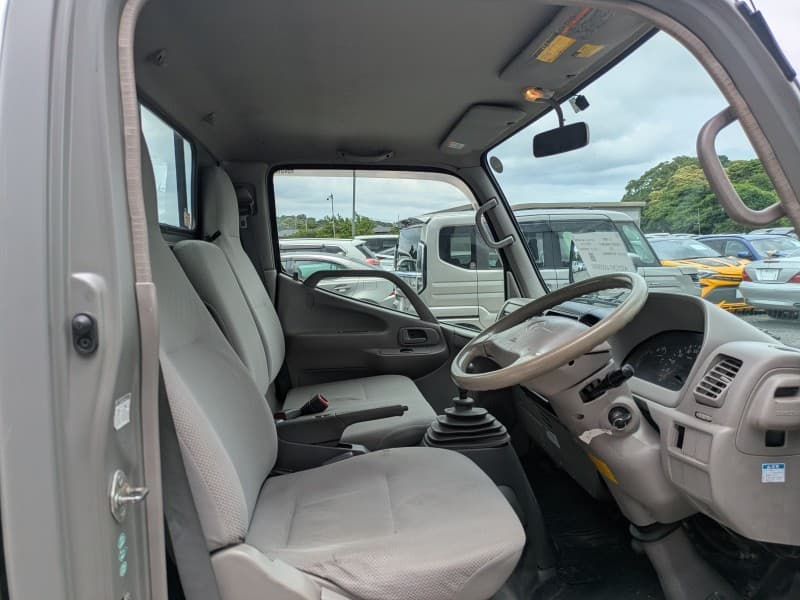 TOYOTA TOYOACE 2011 12 thumbnail 6