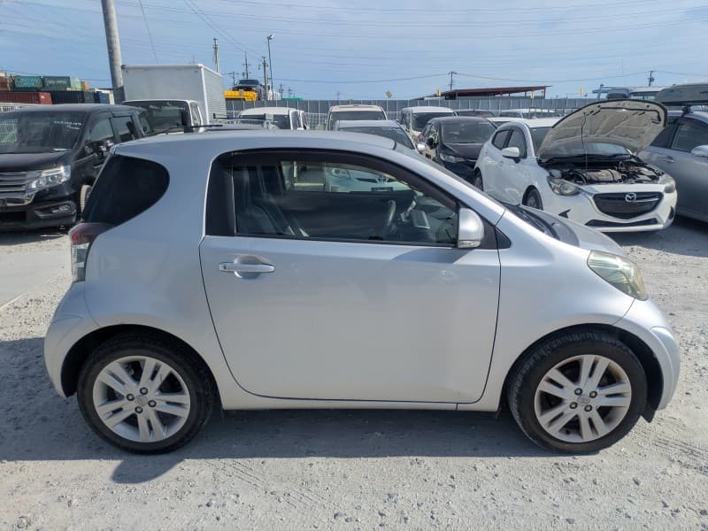 TOYOTA IQ 2009 5 thumbnail 7