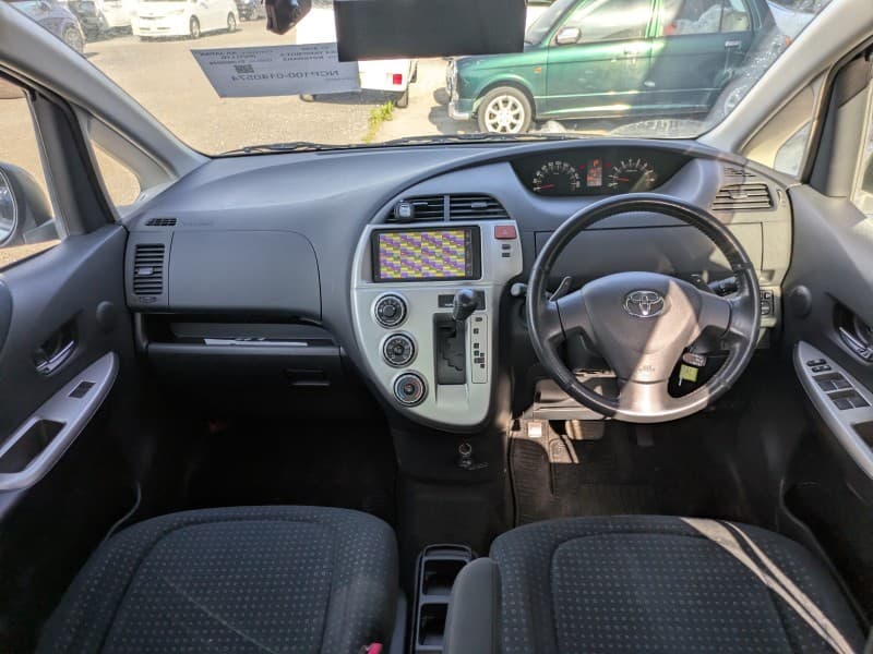 TOYOTA RACTIS 2009 6 thumbnail 5